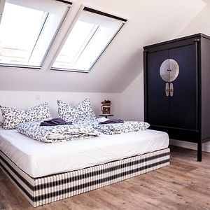 Familien-Zimmer